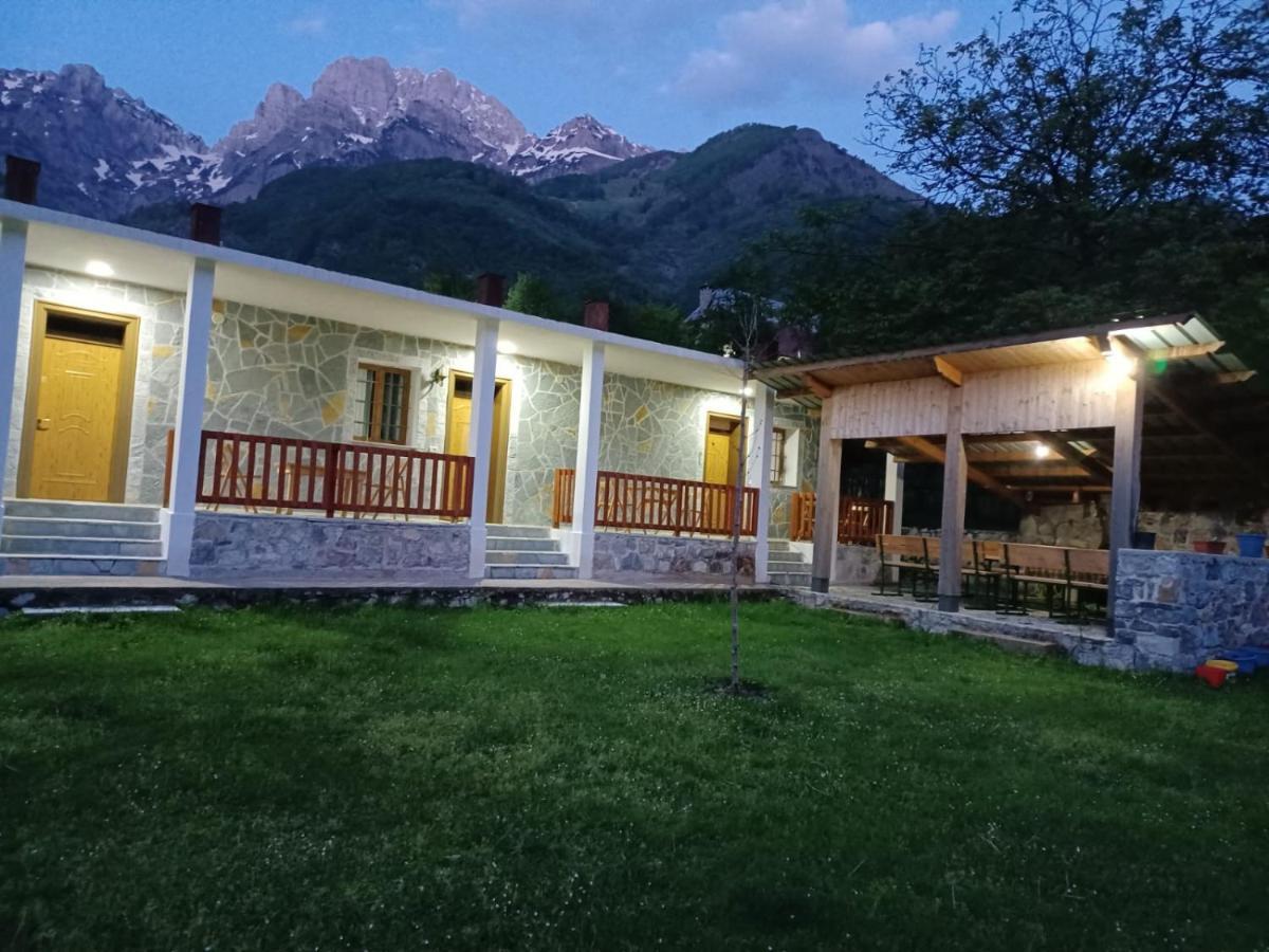 Buni Shqipes Holiday home *