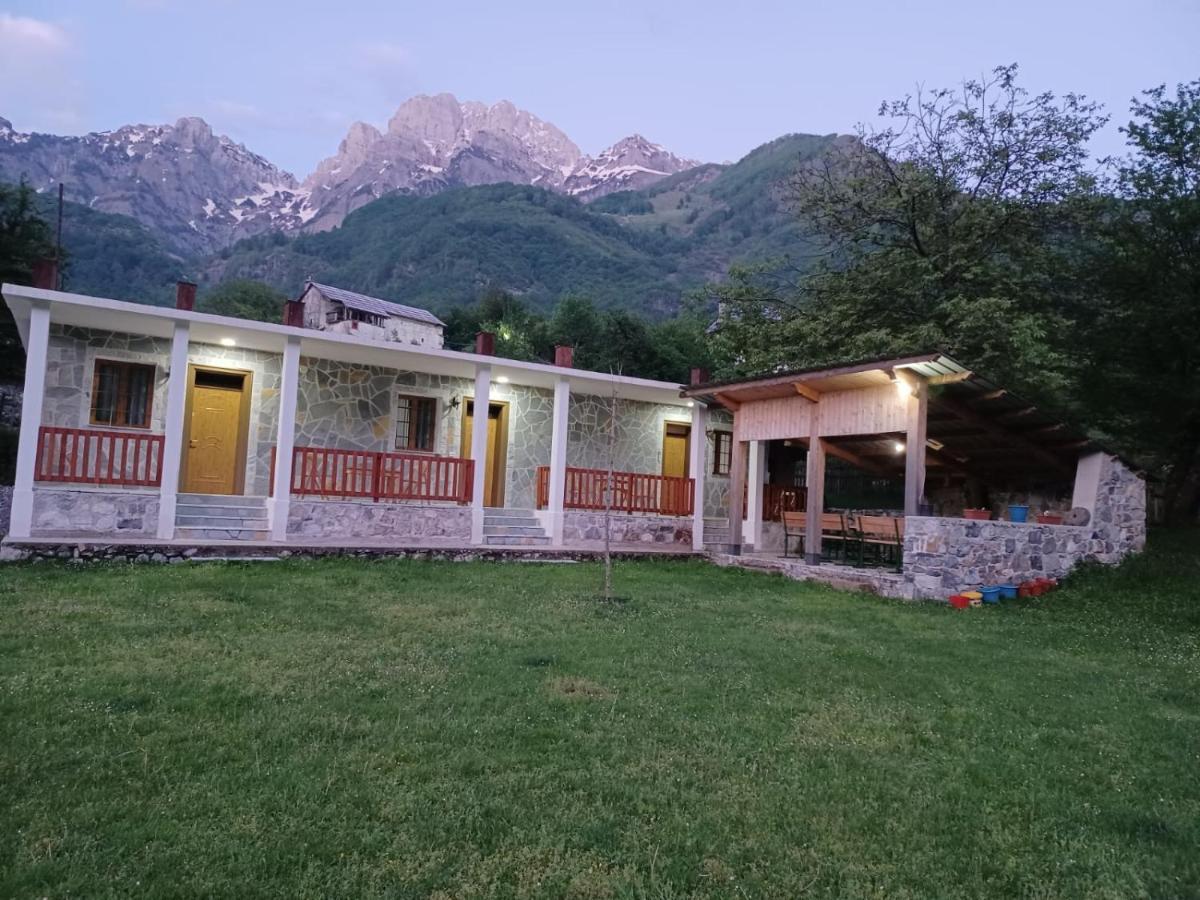 Buni Shqipes Holiday home *